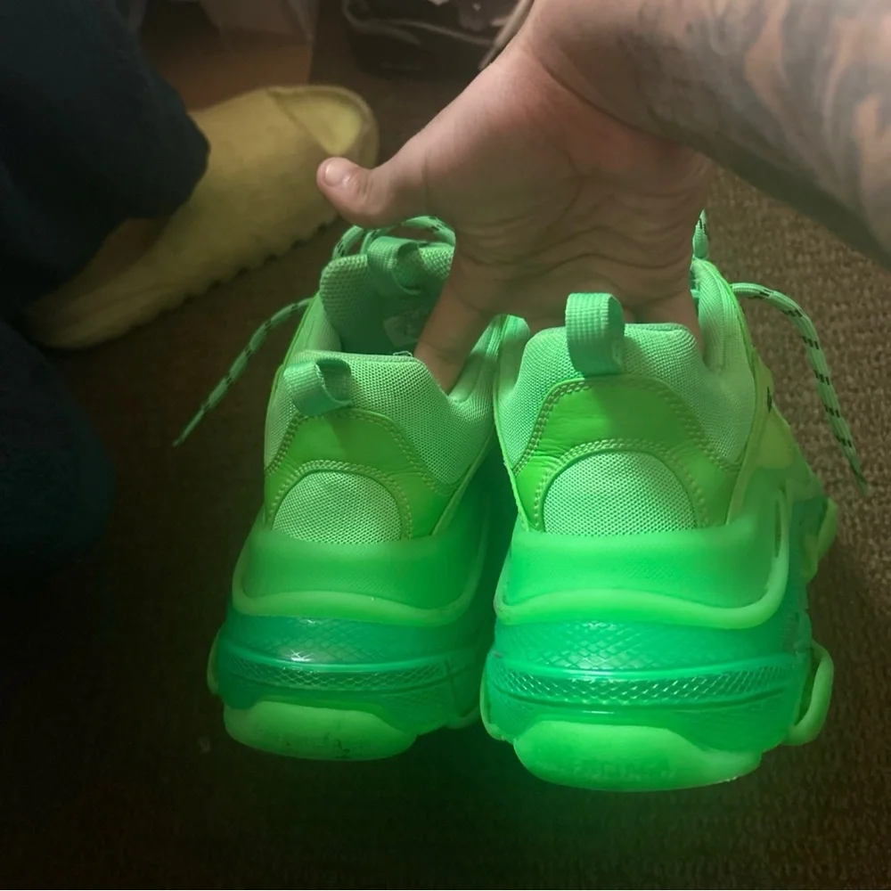 Balenciaga Tracks, slightly used, green. - Picture 4 of 10